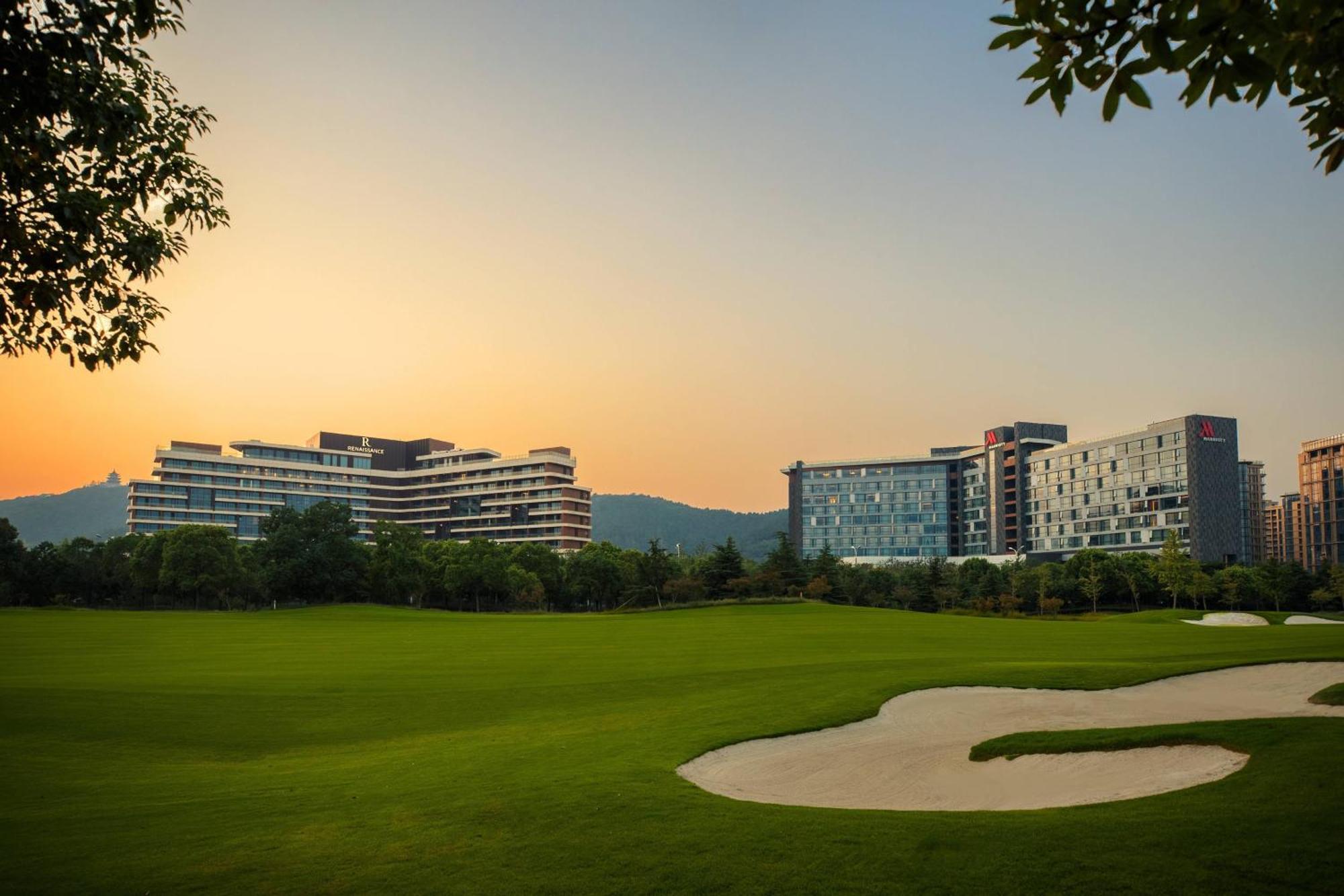 Renaissance Suzhou Taihu Lake Hotel Exterior foto